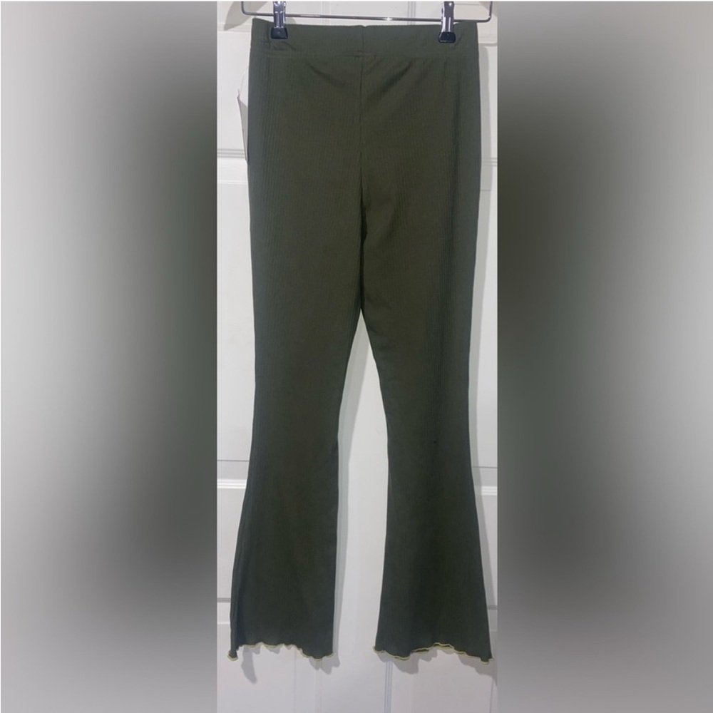 Woman’s Olive Green Flared Bottoms-small